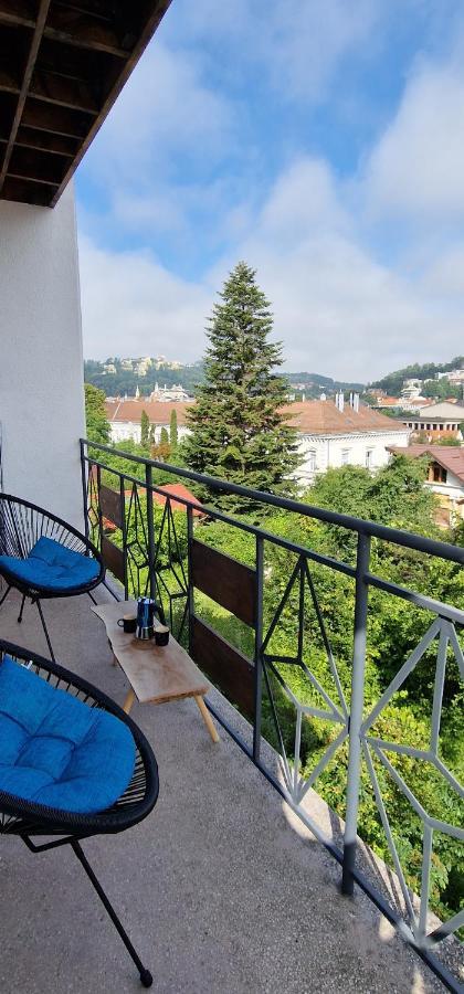 Central Apartment With City View 브라쇼브 외부 사진