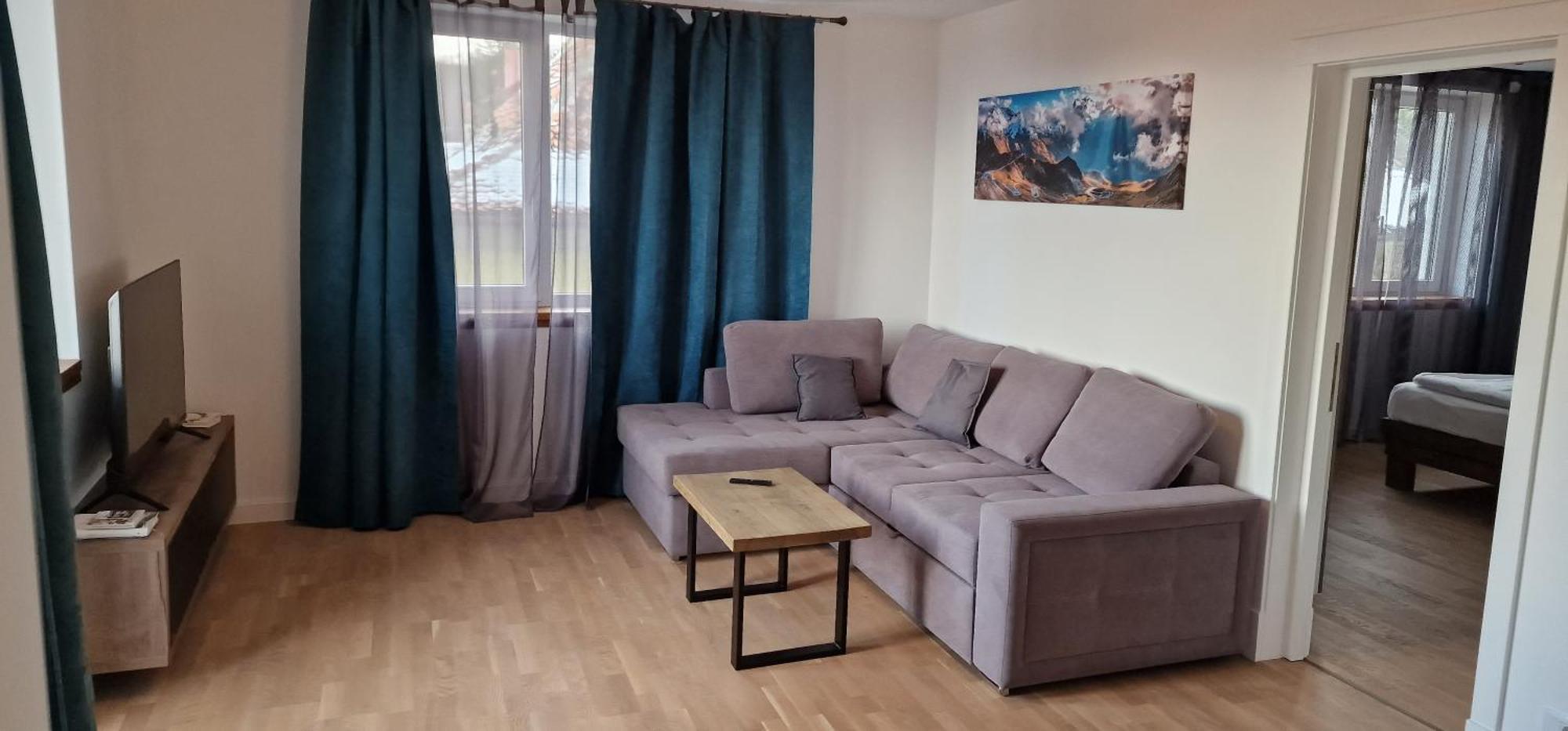 Central Apartment With City View 브라쇼브 외부 사진